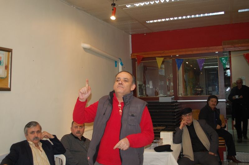 OSMAN ÖZBEK: '608 SUÇ DOSYASI VAR MİLLETVEKİLLERİNE KİMSE DOKUNAMIYOR'