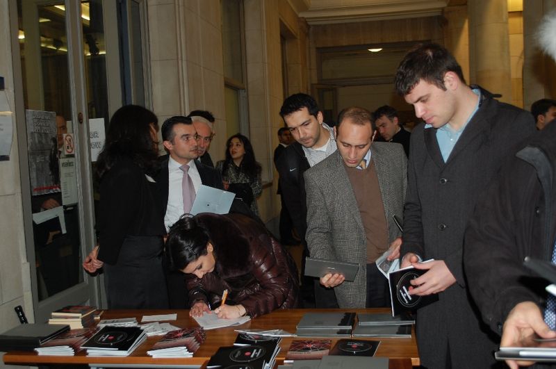 AZERBAYCANLILARDAN HOCALI SEMİNERİ