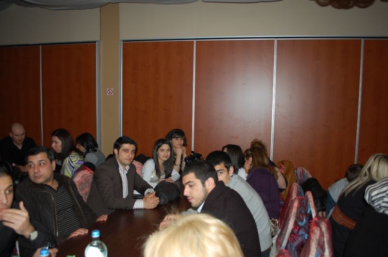 NEVRUZ BAYRAMI BELÇİKA'DA COŞKUYLA KUTLANDI