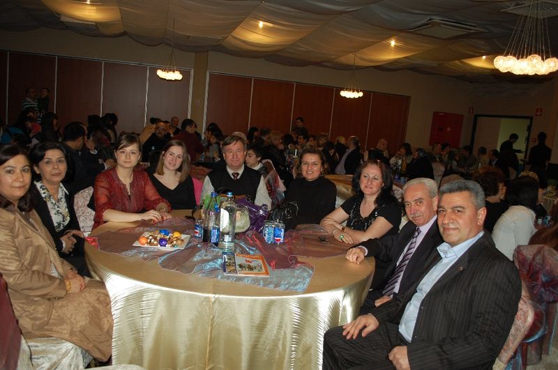 NEVRUZ BAYRAMI BELÇİKA'DA COŞKUYLA KUTLANDI