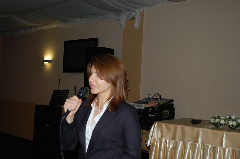 ÜSTÜN DÖKMEN İNSANLARI GERÇEKLERİYLE YÜZLEŞTİRDİ