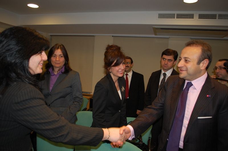 BAĞIŞ ‘VİZE KOLAYLIĞI İÇİN GÖRÜŞMELER DEVAM EDİYOR’