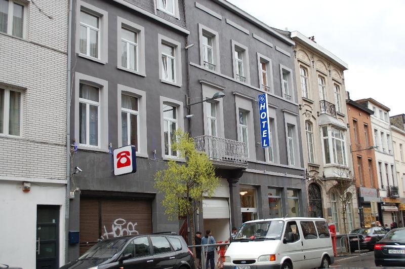 BRÜKSEL'DE YENİ BİR TÜRK OTELİ 'PRESTİGE' HİZMETE GİRDİ