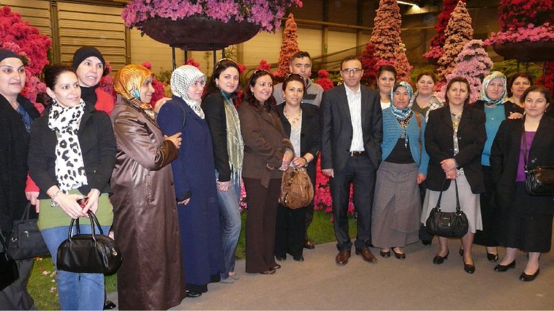 Milletvekili Veli Yüksel’den Çiçek Fuarı’na Ziyaret