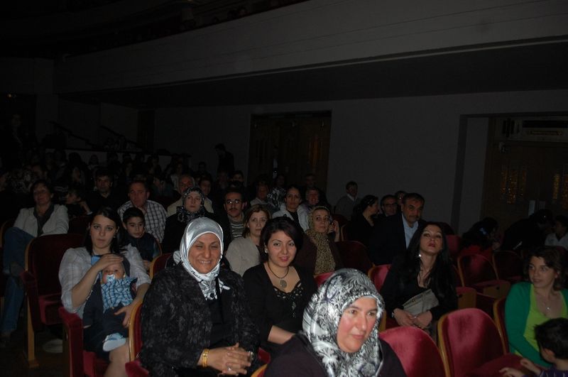 23 NİSAN BRÜKSEL'DE BÜYÜK BİR COŞKUYLA KUTLANDI