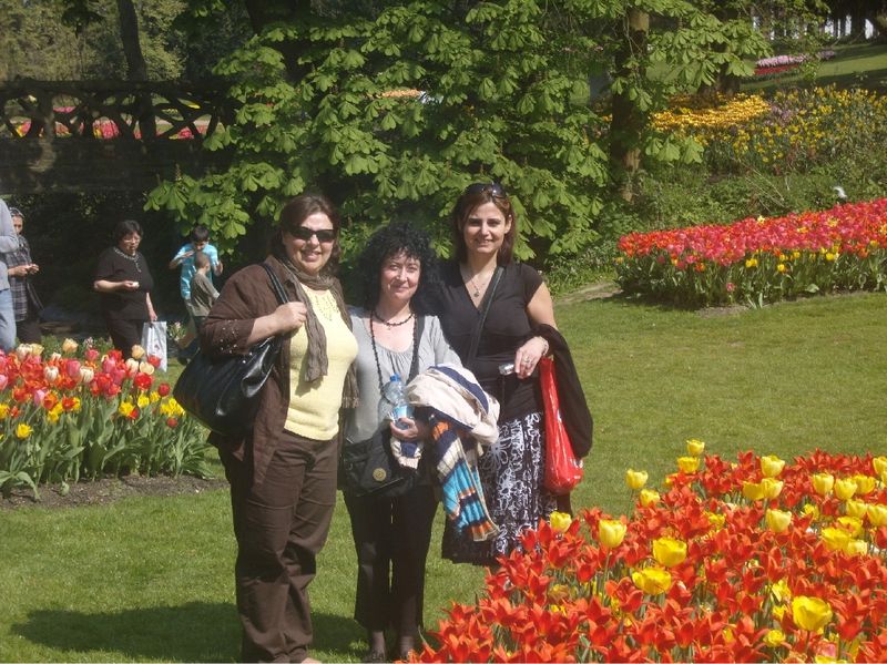 Belçika ADD Kadın Kolları Chateau de Grand Bigard Çicek Festivaline Gezi Düzenledi.