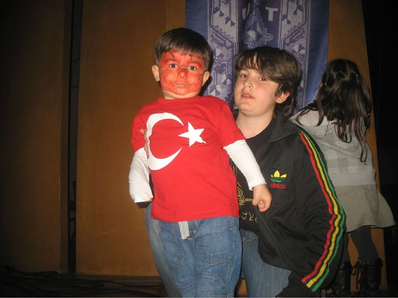 TÜRK DERNEKLER BİRLİĞİ 23 NİSAN ETKİNLİĞİ COŞKULUYDU