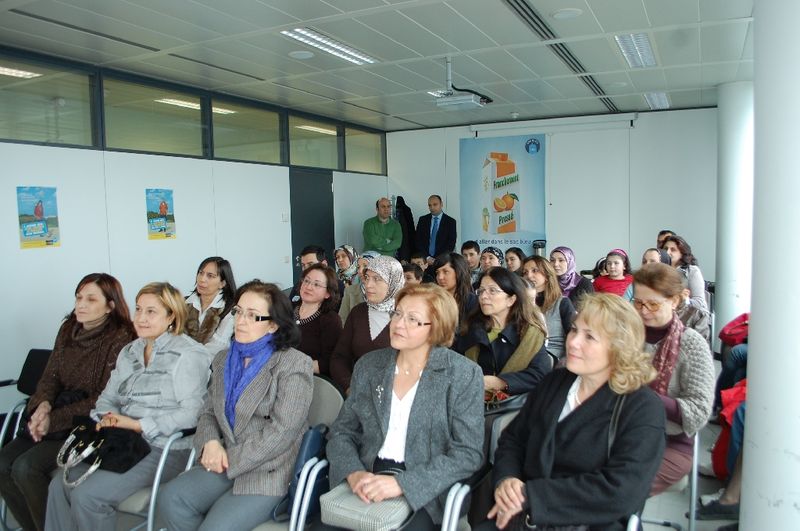 BEL.İKA TÜRK KADINLAR  DERNEĞİ BAKAN KIR'I ZİYARET ETTİ