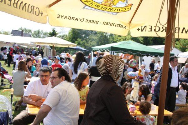 Gent'teki Bahar Şenliĝi üç gün boyunca coşkuyla geçti