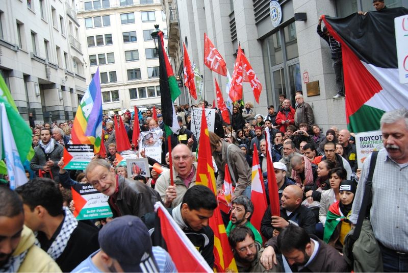 BELÇİKA'DA İSRAİLE ÖFKE SEL OLDU AKTI