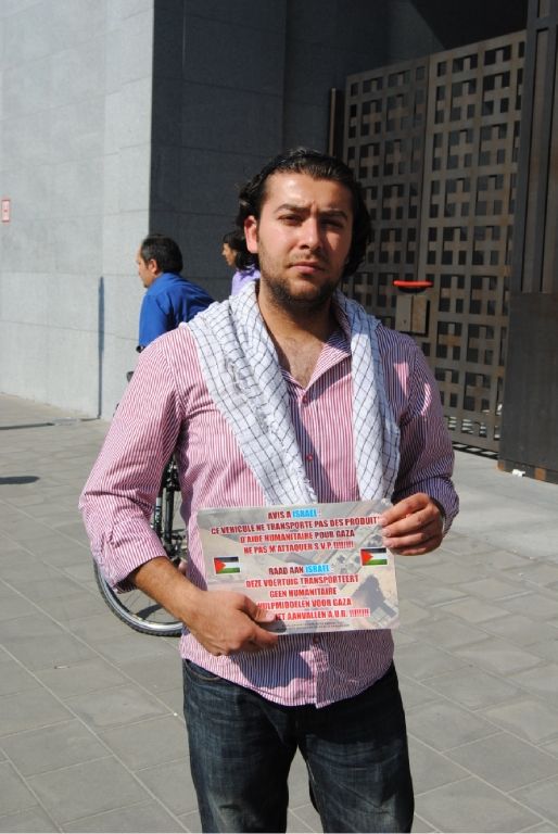 BRÜKSEL'DE BİNLERCE KİŞİ İSRAİL'İ PEOTESTO ETTİ