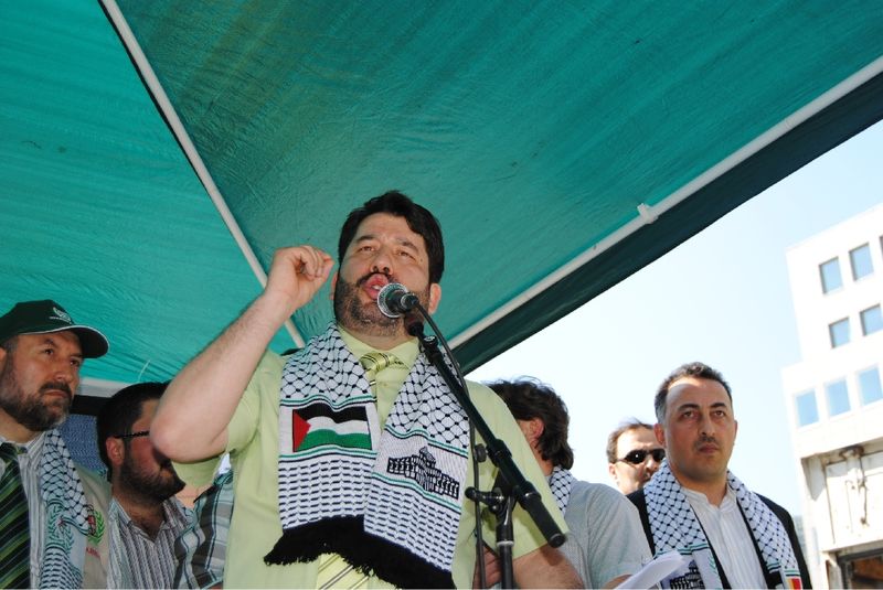 BRÜKSEL'DE BİNLERCE KİŞİ İSRAİL'İ PEOTESTO ETTİ
