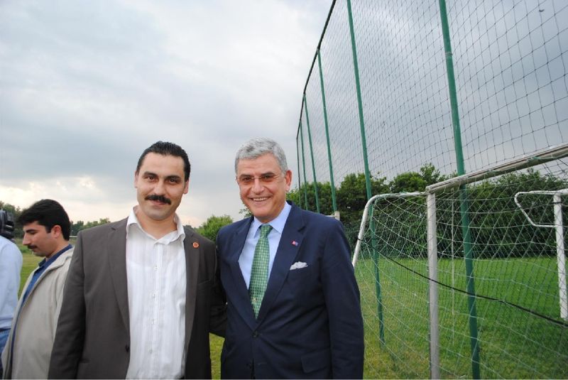 BAKAN BAĞIŞ ORTAK PAYDANIZ TÜRKİYE SEVDASI' OLSUN