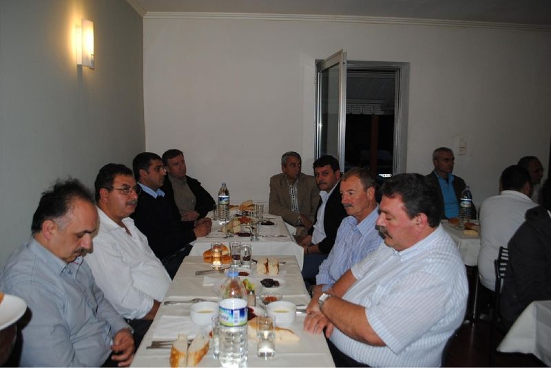 DOSTLARINDAN RÜŞTÜ ERBAŞ'A TAZİYE ZİYARETİ
