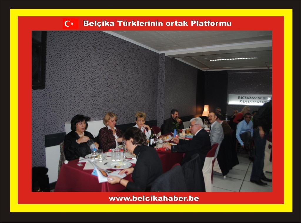 YENİYILA ATATÜRKÇÜLER BADD'IN YENİLENEN SALONUNDA COŞKUYLA GİRDİLER
