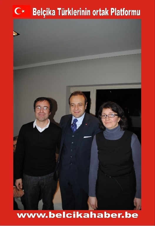 DOKTORLAR VE İŞADAMI İZCİ BAKAN BAĞIŞ ONURUNA VİLLALARINDA YEMEK VERDİLER