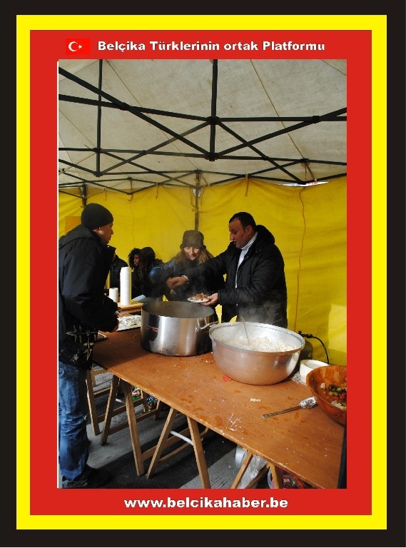 ARDIÇLIK VE YILDIZ'DAN EVSİZLERE YEMEK YARDIMI
