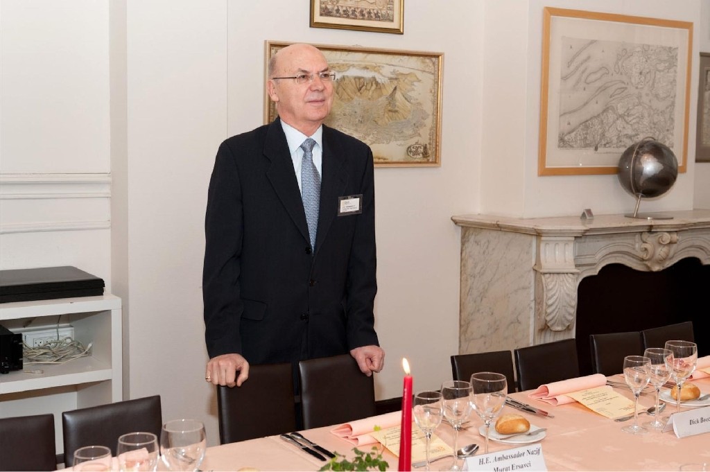 BÜYÜKELÇİ ERSAVCI ANVERS TİCARET ODASINI ZİYARET ETTİ