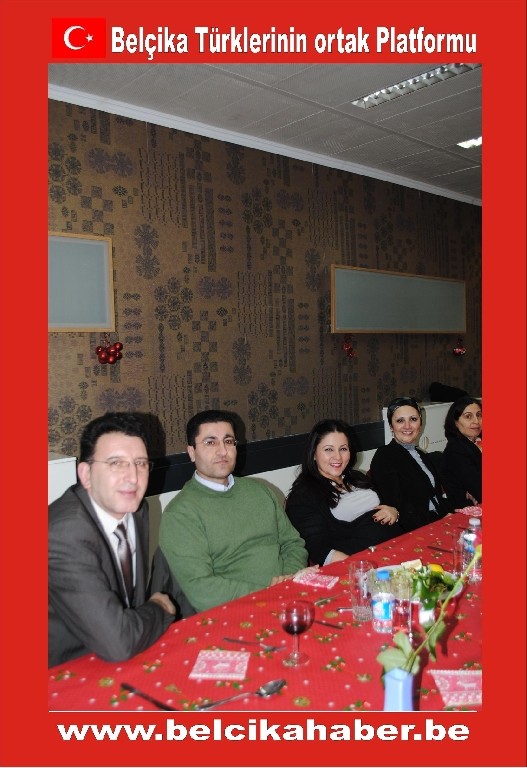 BELÇİKA HABER YAZAR KADROSU BİR YEMEKTE BULUŞTU