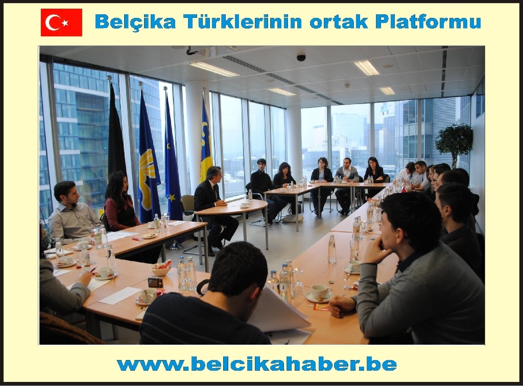 ÖĞRENCİLERDEN SİYASİLERE VE BÜYÜKELÇİLİĞE ZİYARET