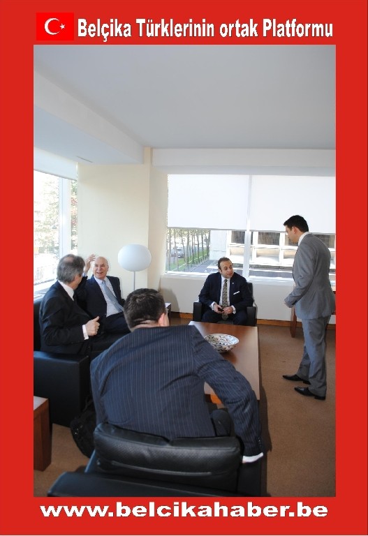 Egemen Bağış, Yunus Emre Vakfı'nı Ziyaret  Etti