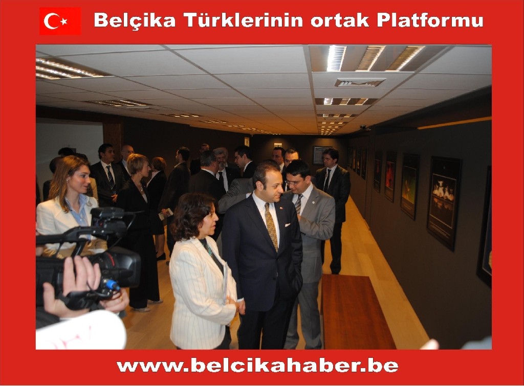 Egemen Bağış, Yunus Emre Vakfı'nı Ziyaret  Etti