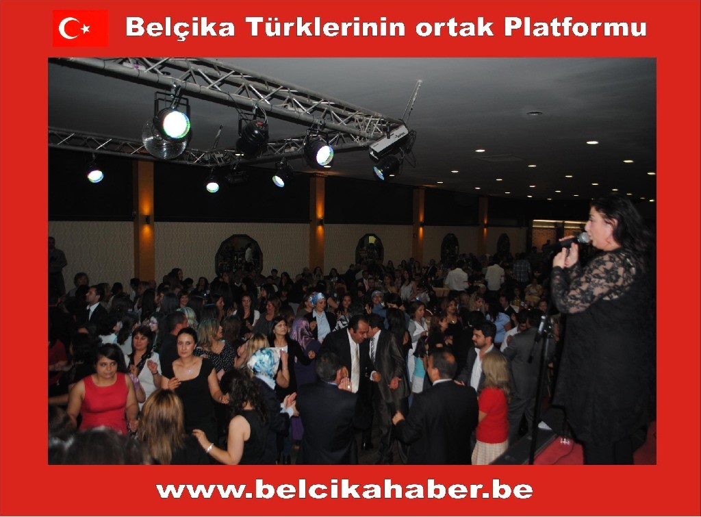 BELÇİKALI EMİRDAĞLILAR BRÜKSEL'DE DÜZENLENEN KONSERDE BİR ARAYA GELDİ