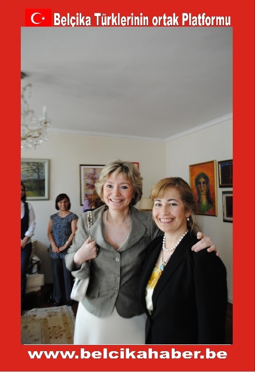 RESSAM AYŞEGÜL POROY'DAN, SEFİRE ERSAVCIYA KAHVALTILI VEDA