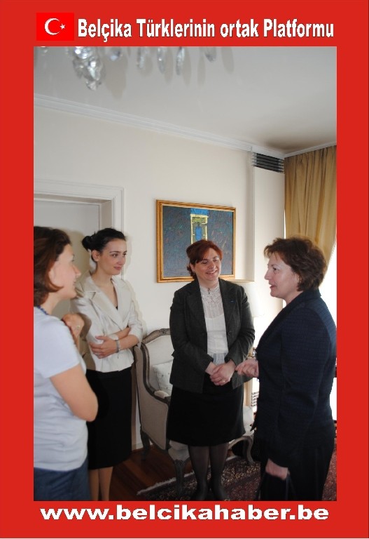 RESSAM AYŞEGÜL POROY'DAN, SEFİRE ERSAVCIYA KAHVALTILI VEDA