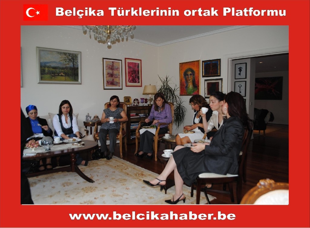 RESSAM AYŞEGÜL POROY'DAN, SEFİRE ERSAVCIYA KAHVALTILI VEDA
