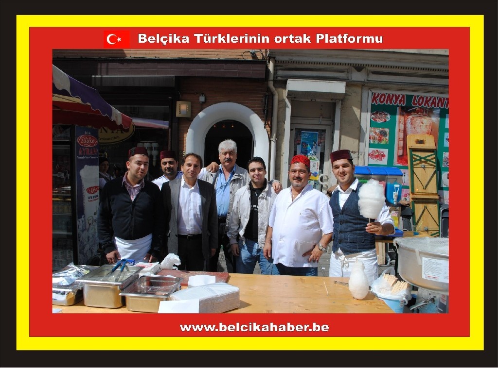 SCHAERBEEK VE SAINT JOSSE'DE BRADERIE COŞKUSU YAŞANDI
