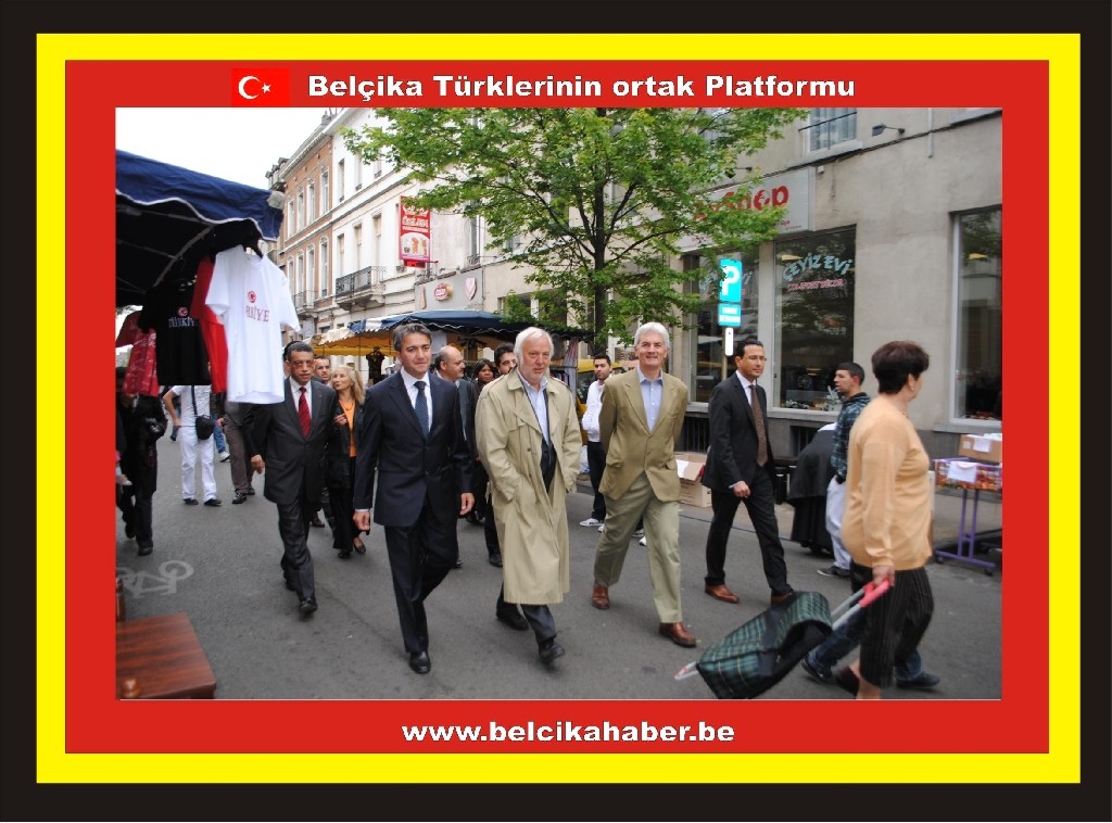 SCHAERBEEK VE SAINT JOSSE'DE BRADERIE COŞKUSU YAŞANDI