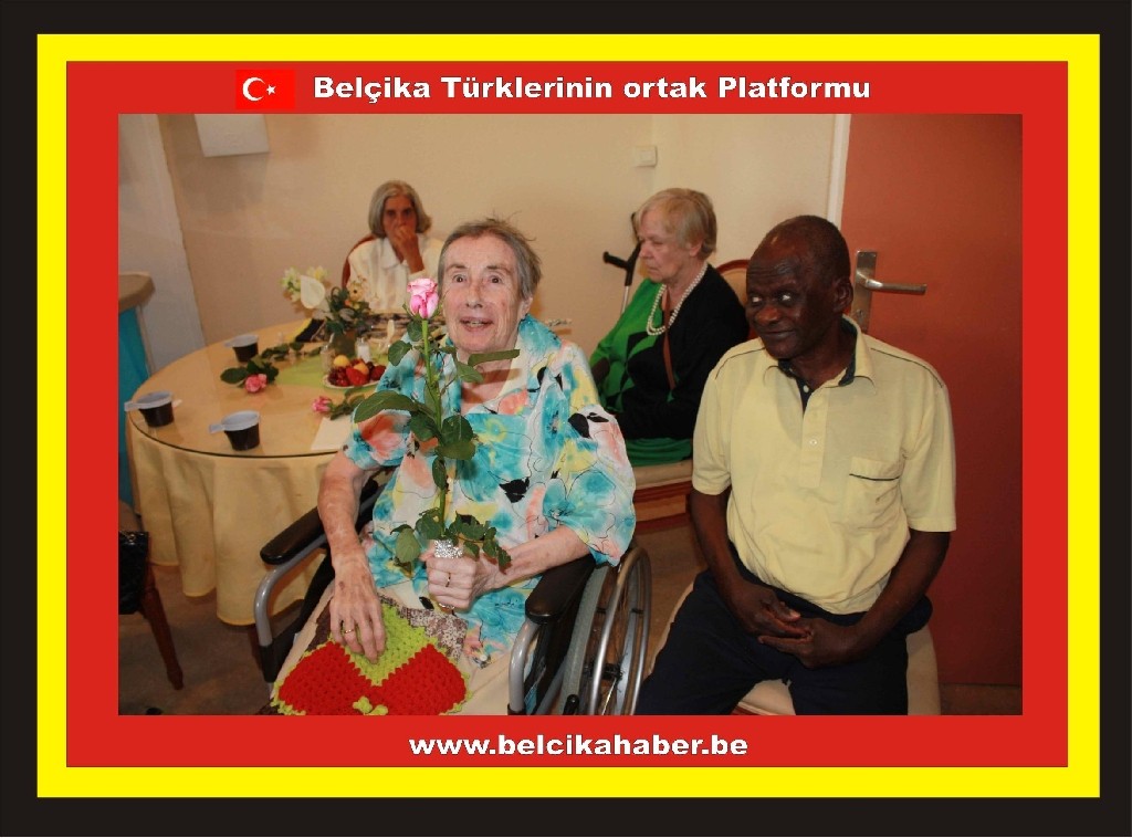 SYNERGIE VE YUNUS EMRE HUZUREVİNİ ZİYARET ETTİ