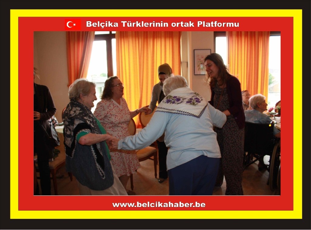 SYNERGIE VE YUNUS EMRE HUZUREVİNİ ZİYARET ETTİ