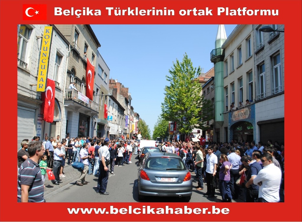 YÜ<LERCE TARAFTAR MİLLİLERİ CUMA'YA BEKLEDİ