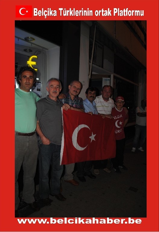 MİLLİ COŞKU BELÇİKA'DA GECEBOYU DEVAM ETTİ