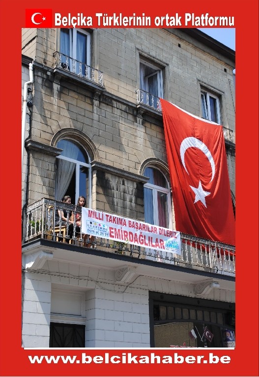 MİLLİ COŞKU BELÇİKA'DA GECEBOYU DEVAM ETTİ