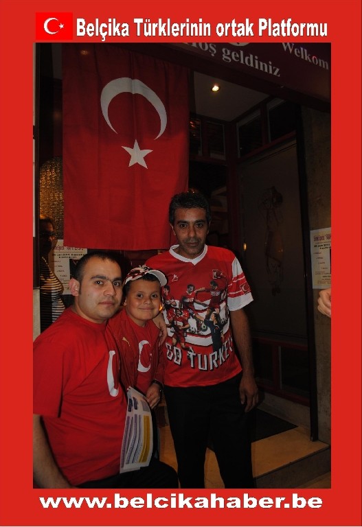 MİLLİ COŞKU BELÇİKA'DA GECEBOYU DEVAM ETTİ