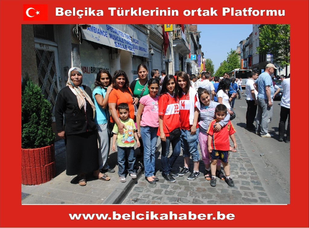 MİLLİ COŞKU BELÇİKA'DA GECEBOYU DEVAM ETTİ