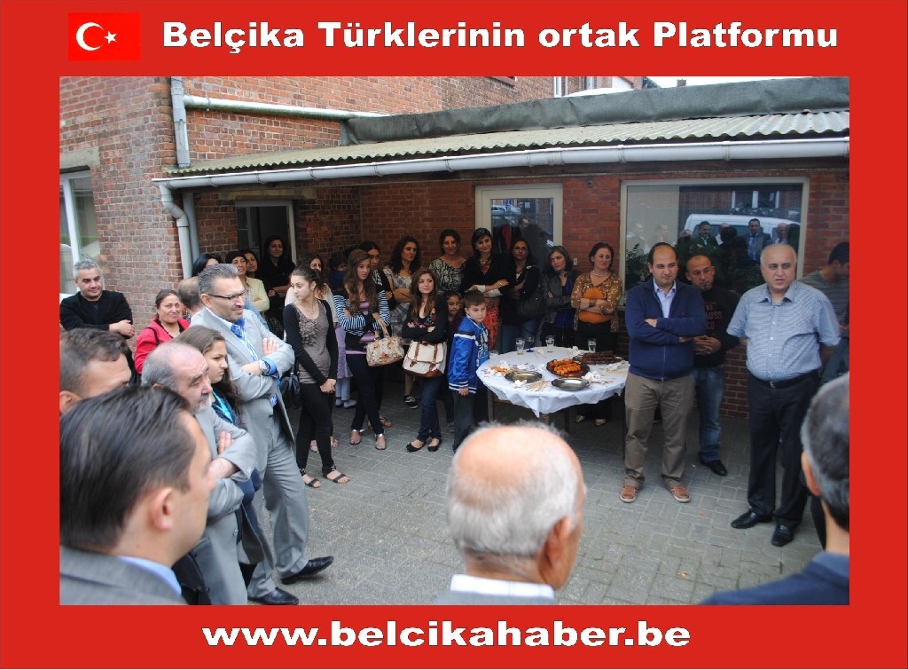 MÜZİK KULÜP SİYASİLERİ BARBÜKÜ'DE BULUŞTURDU