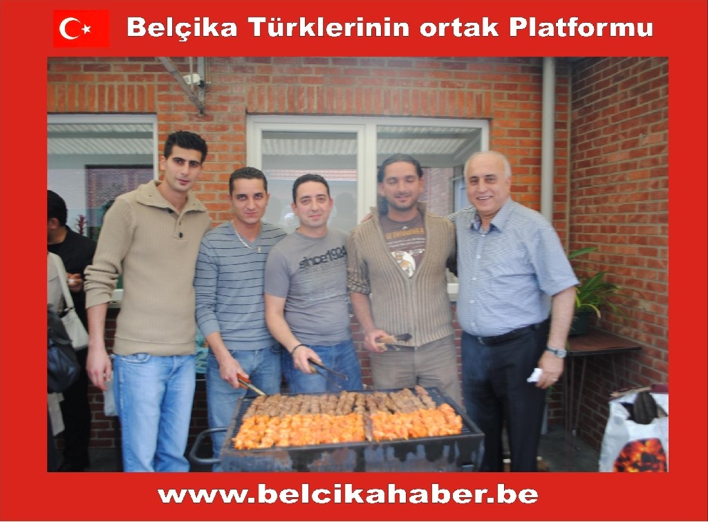 MÜZİK KULÜP SİYASİLERİ BARBÜKÜ'DE BULUŞTURDU