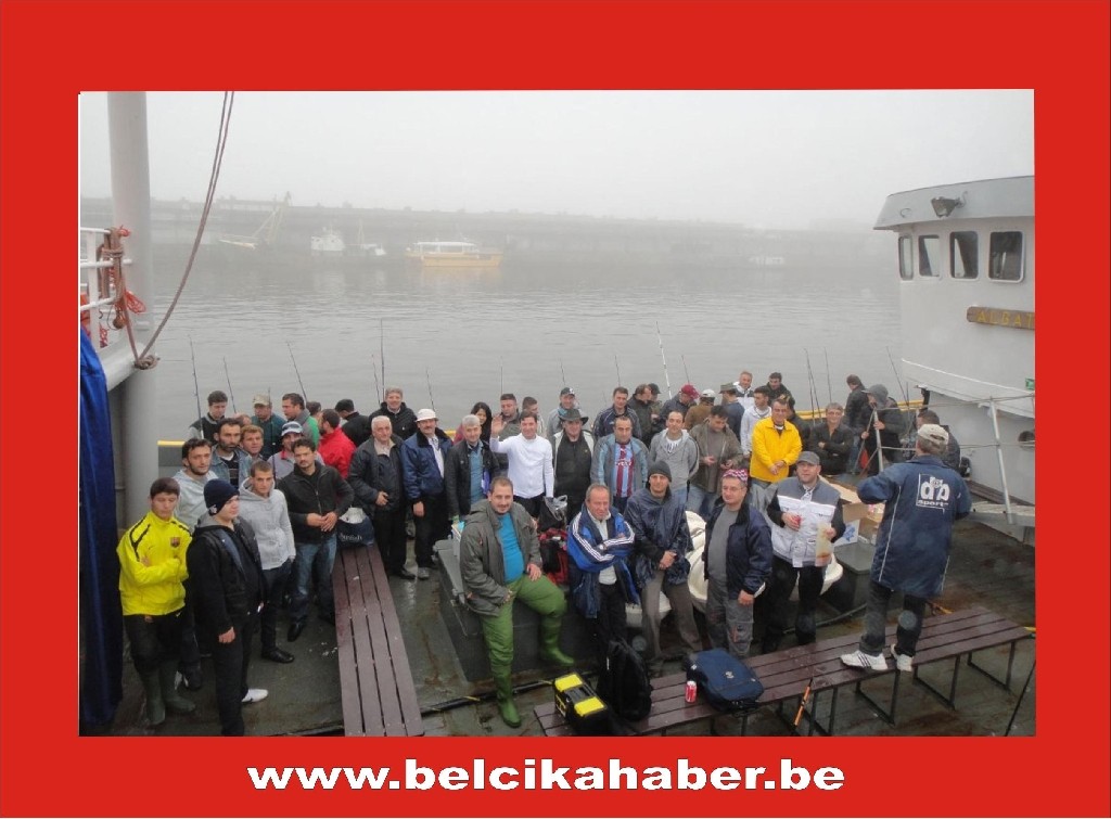 TRABZONLULAR BELÇİKA'DA BALIK TUTUP GEMİDE HORON TEPTİLER