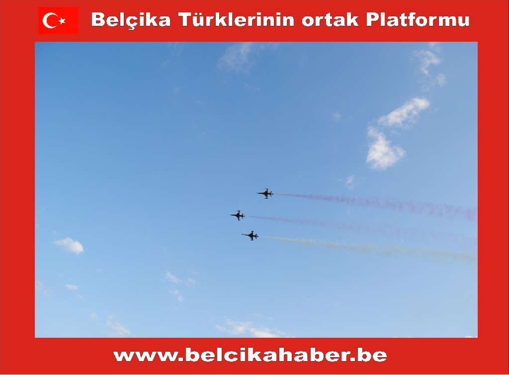 TÜRK YILDIZLARI NEFESLERİ KESTİ