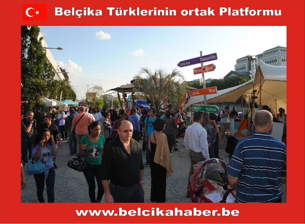 BİNLERCE BRÜKSELLİ YAPAY PLAJA KOŞTU