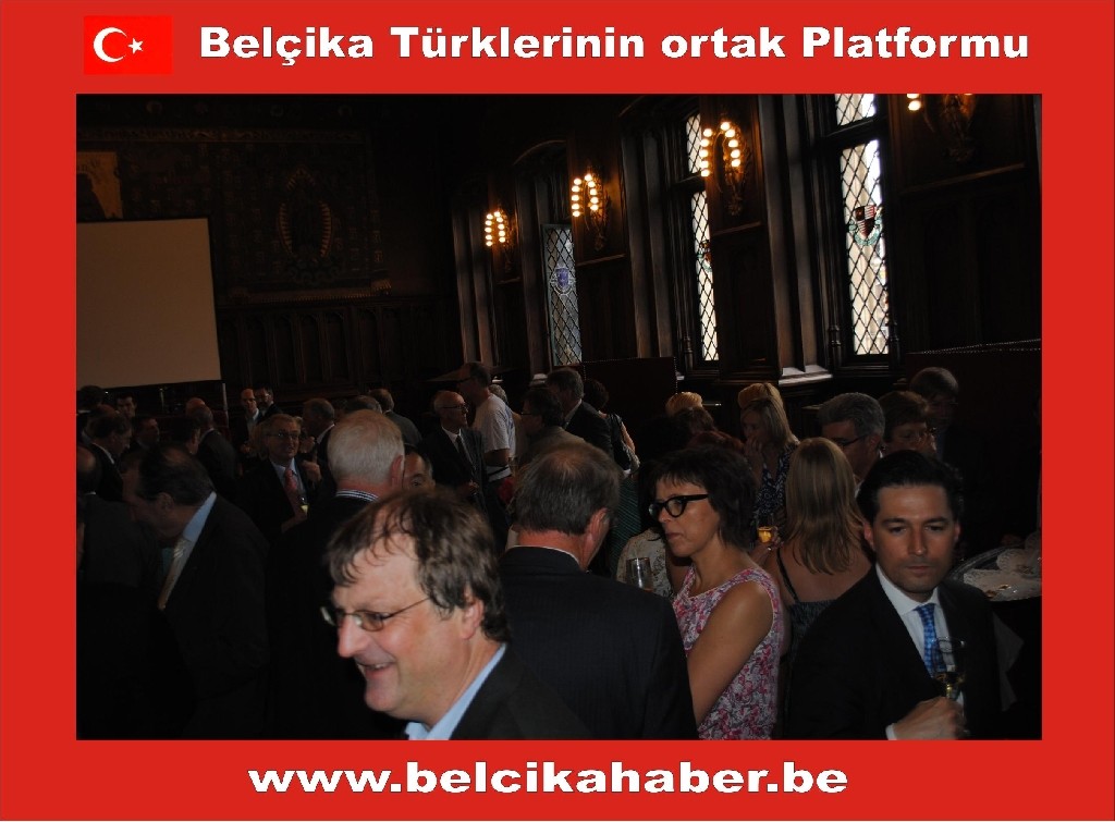 FLAMANLAR BAYRAMLARINI BİR RESEPSİYON İLE KUTLADILAR