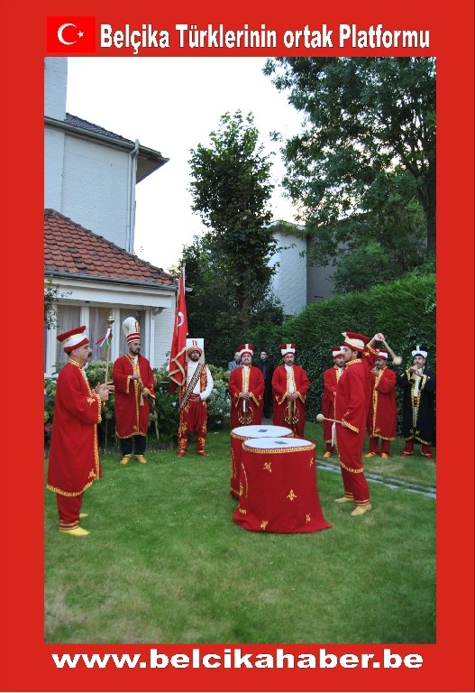 BAŞKONSOLOS ÇAKAR'DAN MEHTERAN TAKIMI ONURUNA RESEPSİYON