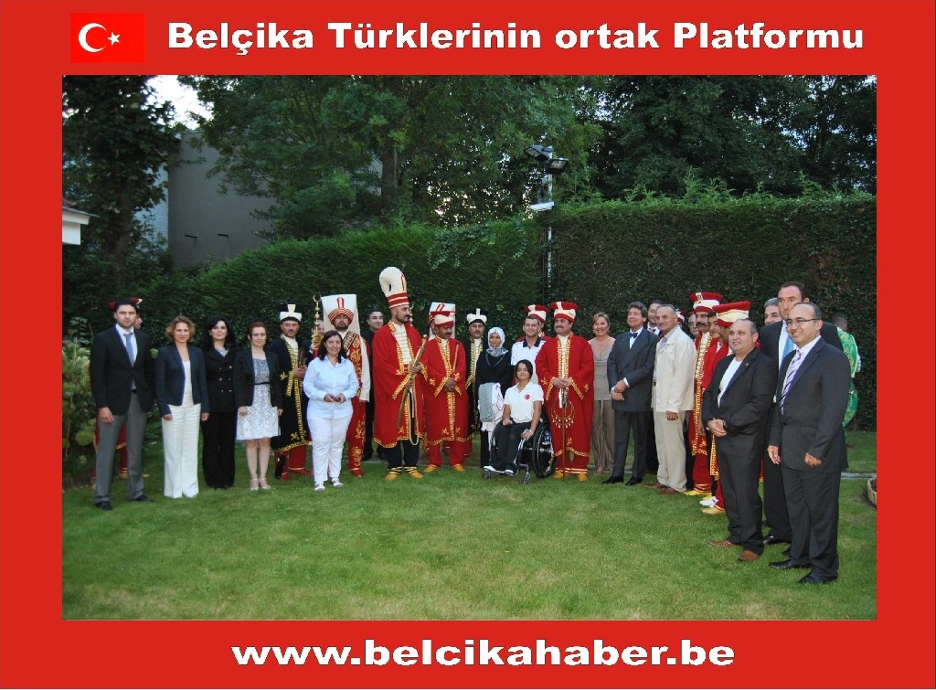 BAŞKONSOLOS ÇAKAR'DAN MEHTERAN TAKIMI ONURUNA RESEPSİYON