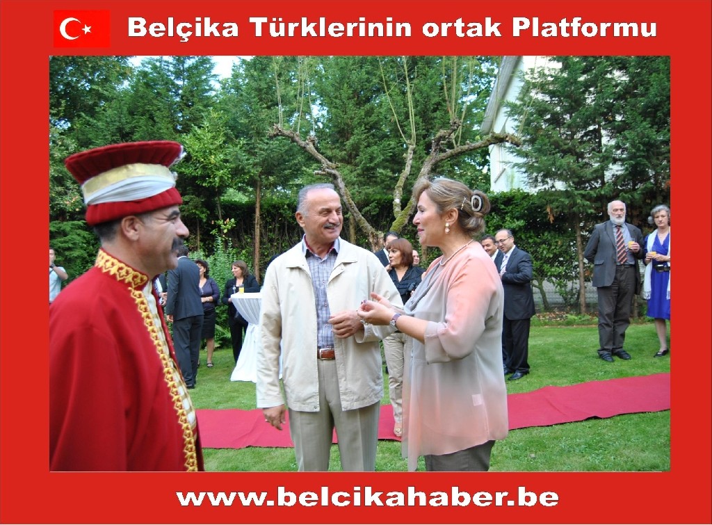 BAŞKONSOLOS ÇAKAR'DAN MEHTERAN TAKIMI ONURUNA RESEPSİYON