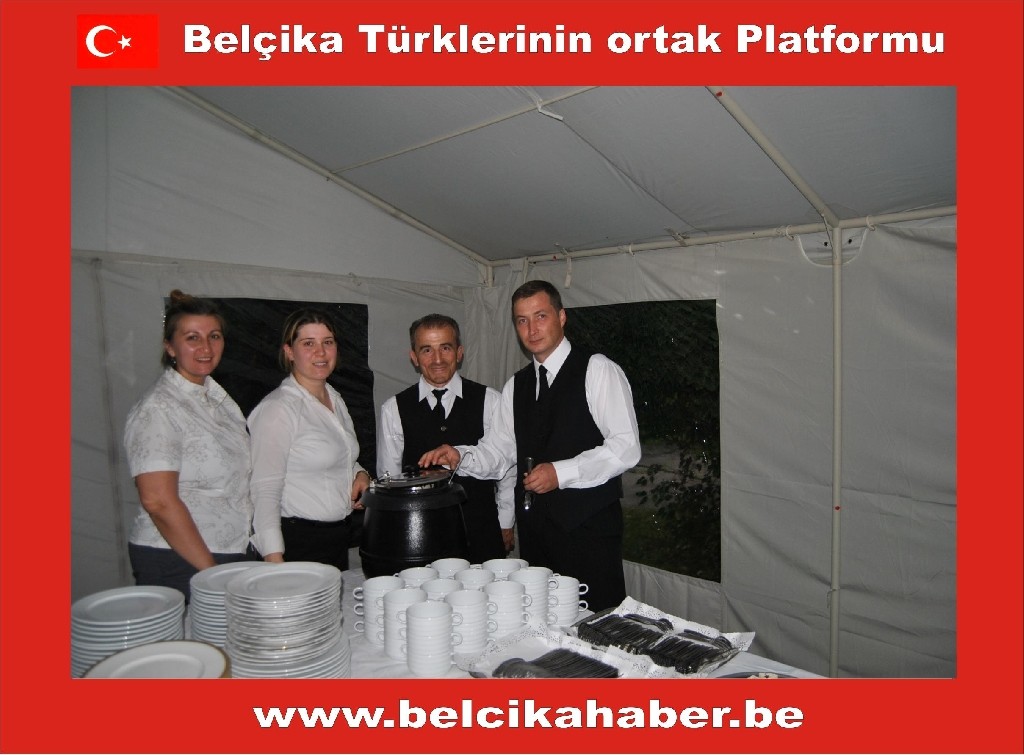 BAŞKONSOLOS ÇAKAR'DAN MEHTERAN TAKIMI ONURUNA RESEPSİYON