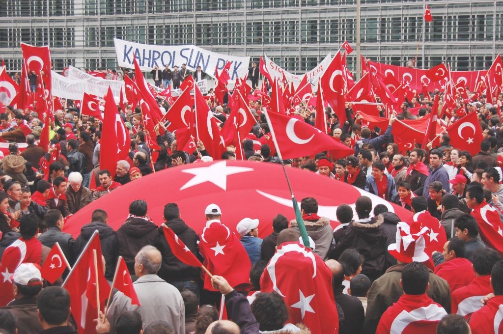 BU GÜN GENK'DE ŞEHİTLERİ ANMA YÜRÜYÜŞÜ YAPILACAK